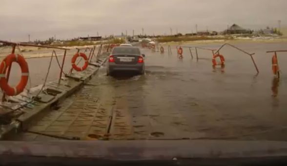 Video: Ruske cesty, alebo naše výtlky sú uplne v pohode